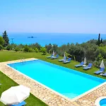Apartments Perfect For A Family Escape - Pelekas Beach