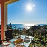Apartments Perfect For A Family Escape - Pelekas Beach